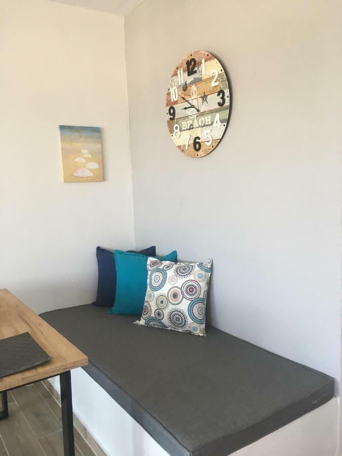Sunrise View Apartment Ofrinion Exterior photo